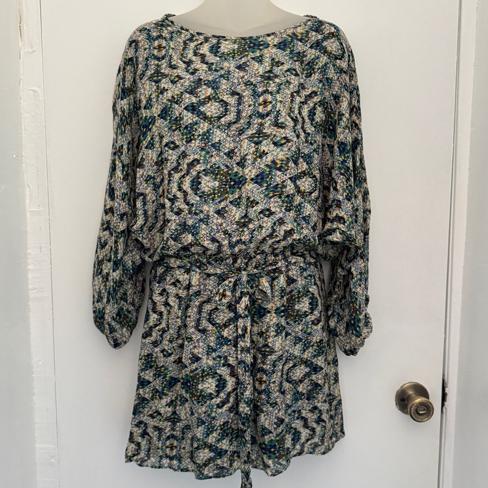Parker 100% Silk Mini Dress Size XS Dolman Long Sleeve Geometric Abstract Print
